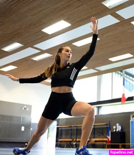 Sara Balzer OnlyFans Thumbnail #V6mOWOSox0