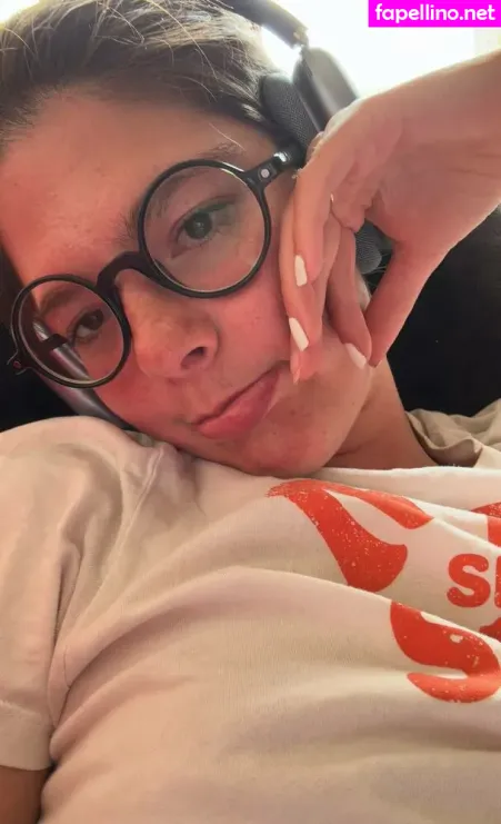 Sara Bell OnlyFans Thumbnail #RVRC7qK8va