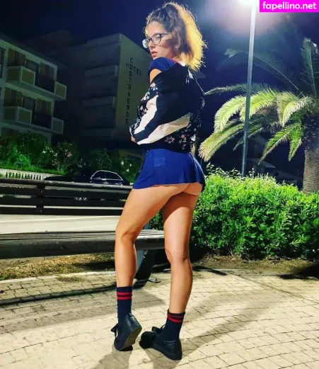 Sara Bell OnlyFans Thumbnail #vSpqXYWkRO