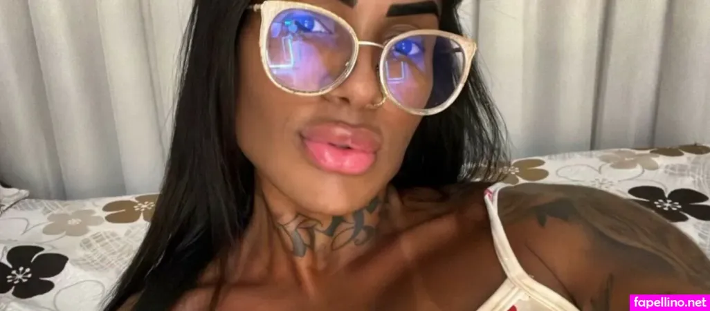 Sara Castro OnlyFans Thumbnail #rC5k1du13U