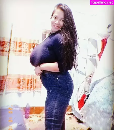 Sara Chubby OnlyFans Thumbnail #6CW38EENzu