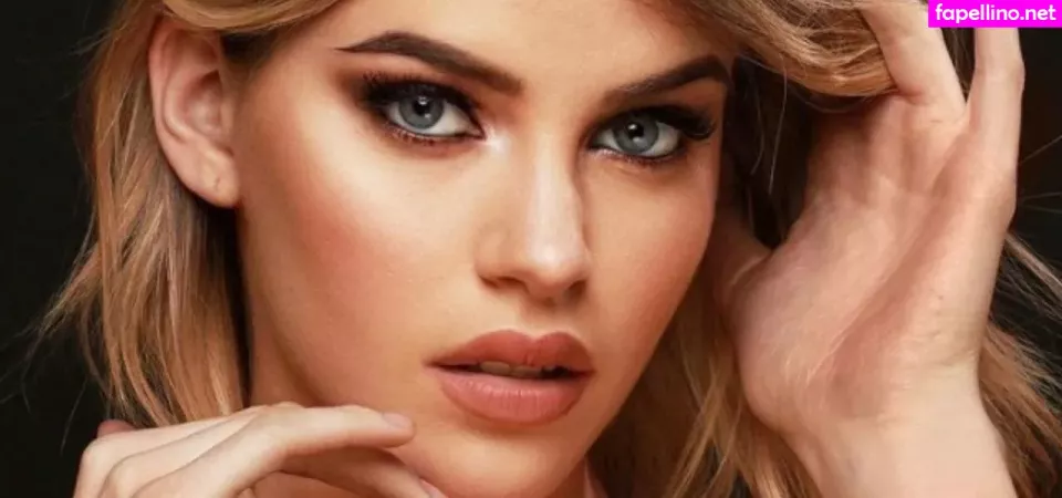 Sara Croce OnlyFans Thumbnail #E4pjCHz2Mq