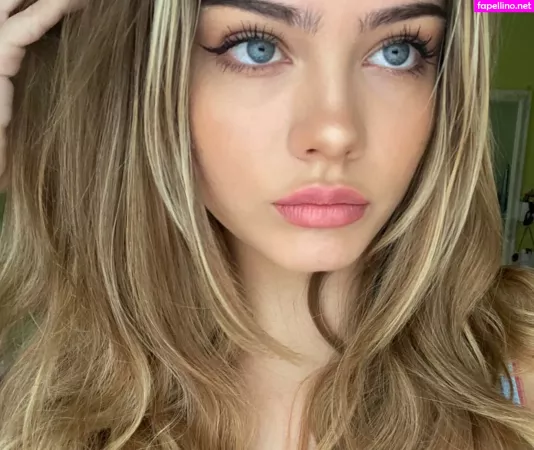 Sara Crumbleleg OnlyFans Thumbnail #DLo7weGI2D