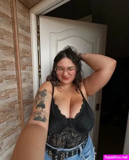 Sara Dallas OnlyFans Thumbnail #RxKWaBp8ZR