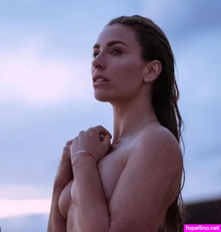 Sara De Miguel OnlyFans Thumbnail #L0YtzWj1wj
