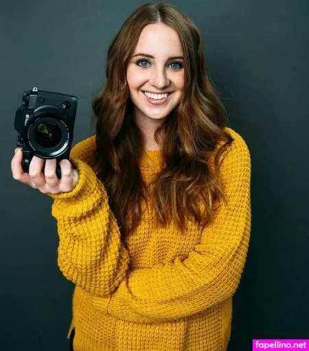 Sara Dietschy OnlyFans Thumbnail #XqQC1lCEaI