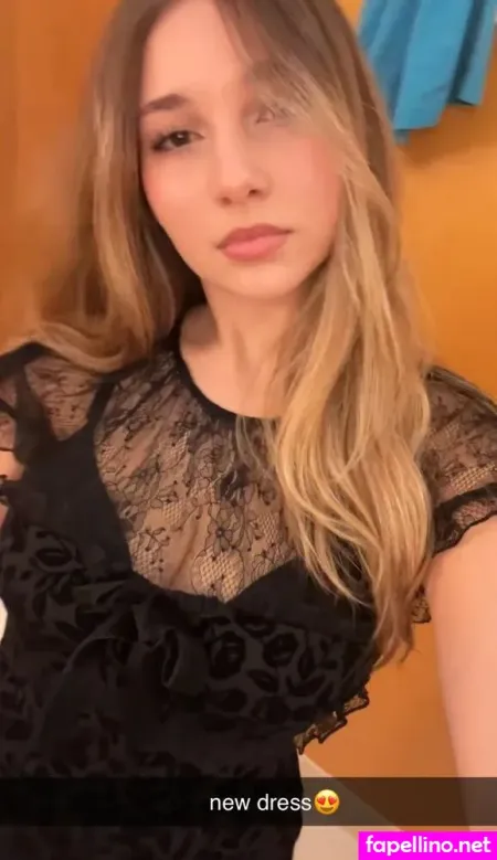 Sara Dobrik OnlyFans Thumbnail #C3agYcxWi2
