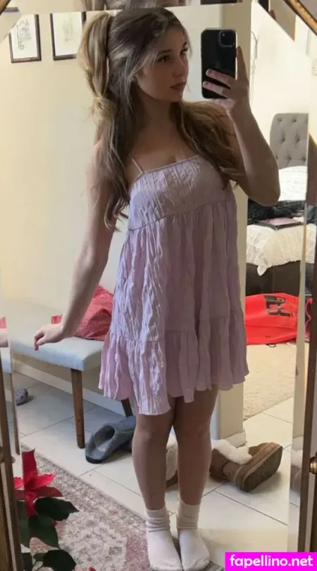 Sara Dobrik OnlyFans Thumbnail #DTEH7AKjjc