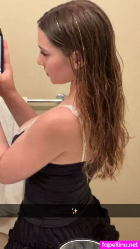 Sara Dobrik OnlyFans Thumbnail #nbIEr2XNnz