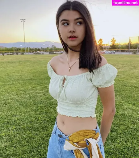 Sara Echeagaray OnlyFans Thumbnail #ka6GECy25P