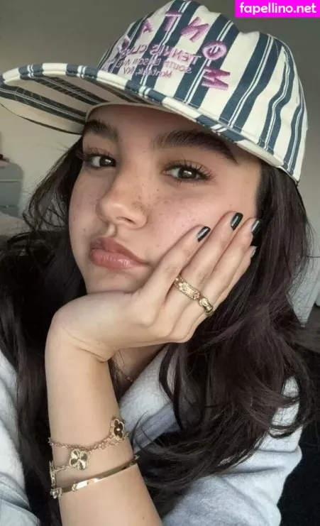 Sara Echeagaray OnlyFans Thumbnail #yqQvbkUHc7