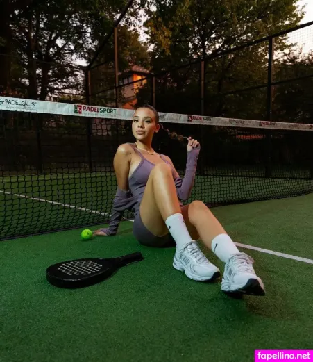 Sara Espsito OnlyFans Thumbnail #RMBxDvHlMn