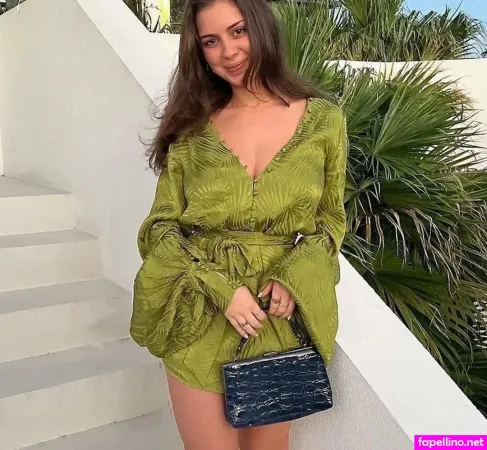 Sara Farrelll OnlyFans Thumbnail #Gv6aiO063D