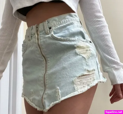 Sara Farrelll OnlyFans Thumbnail #YtzSEyj5Im