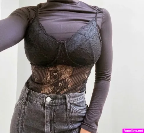 Sara Farrelll OnlyFans Thumbnail #icDDKvAIjH