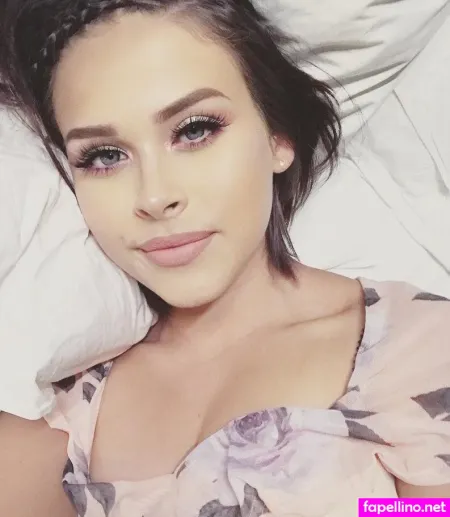 Sara Forsberg OnlyFans Thumbnail #RL7WHD8PFj