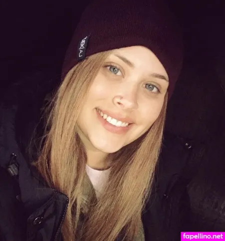 Sara Forsberg OnlyFans Thumbnail #ZMddoRWkRY
