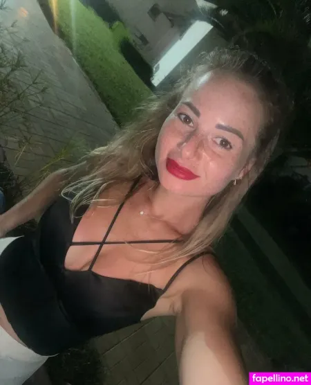 Sara Frei OnlyFans Thumbnail #Ffi71WloQo