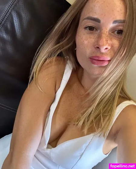 Sara Frei OnlyFans Thumbnail #o15WST2kaW