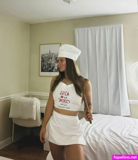 Sara Gavagan OnlyFans Thumbnail #TAMCTEzwL7