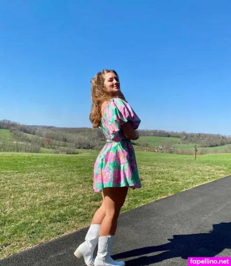 Sara Gavagan Main Profile Photo