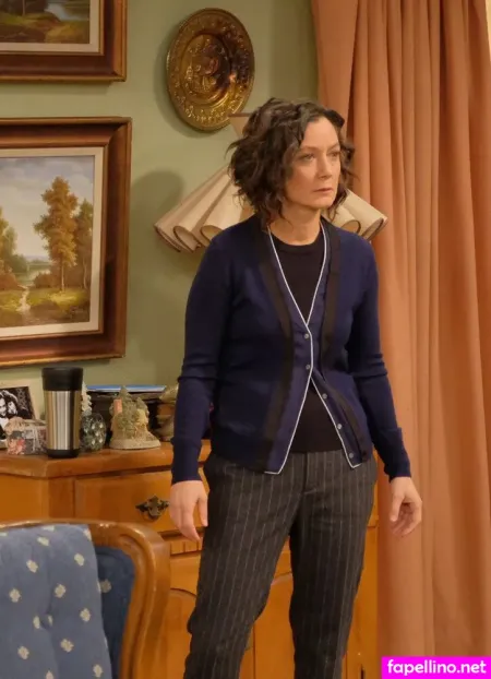 Sara Gilbert OnlyFans Thumbnail #6CNvKeaZXh