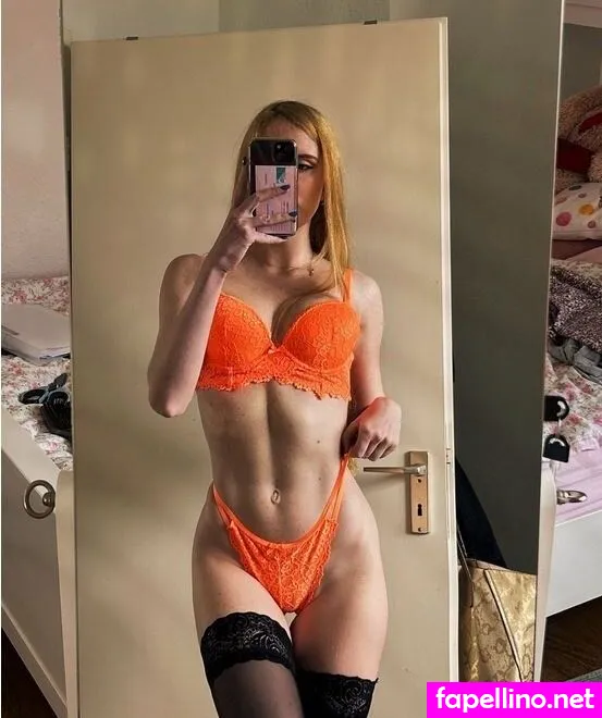 saraguitian, saraguitiangrusc Nude Leaked OnlyFans Photo #5kZfiqo5v8