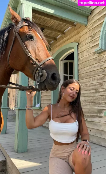 Sara Izquierdo OnlyFans Thumbnail #BzGYq1RtN7