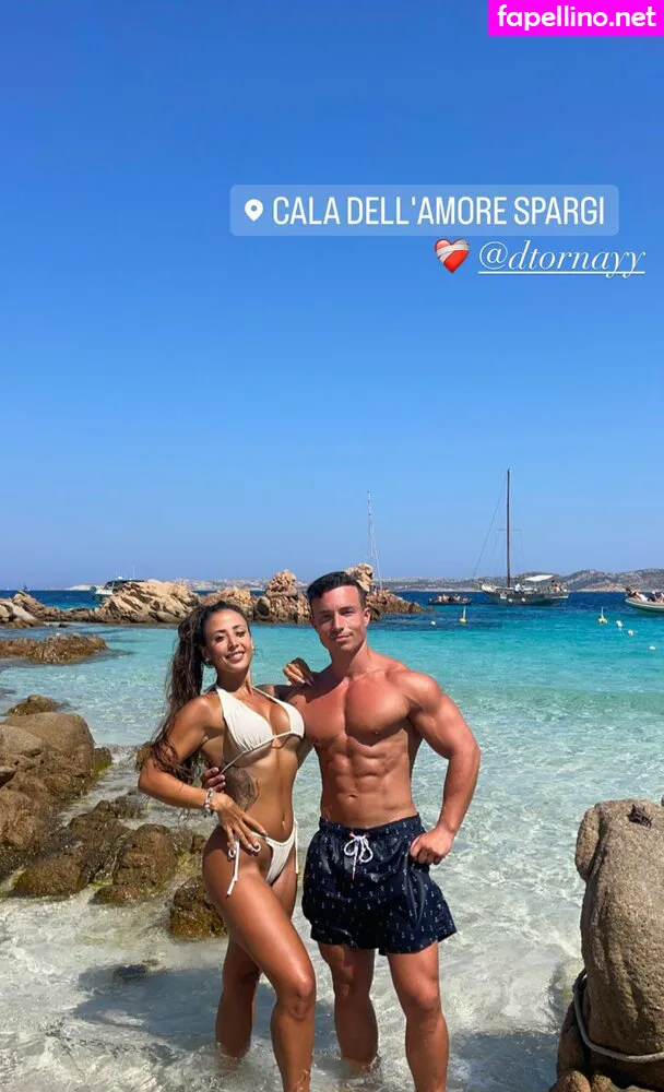saraizquierd, vickyizquierdo Nude Leaked OnlyFans Photo #yisYk5fzTZ