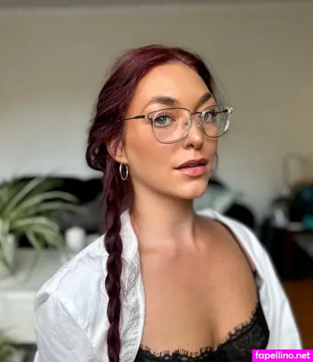 Sara Jade OnlyFans Thumbnail #EiqXA8cyP1