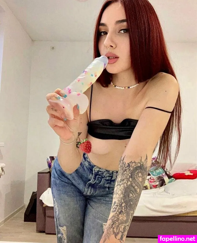 sara_jonas, sara_jonas_official Nude Leaked OnlyFans Photo #nxg8GMOFX9