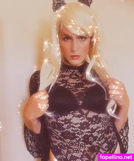 Sara June OnlyFans Thumbnail #JPzijuyfQn
