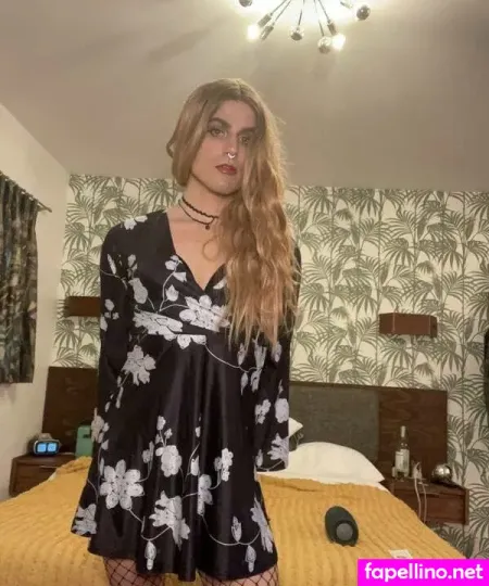 Sara June OnlyFans Thumbnail #qSbJnxjJ6X