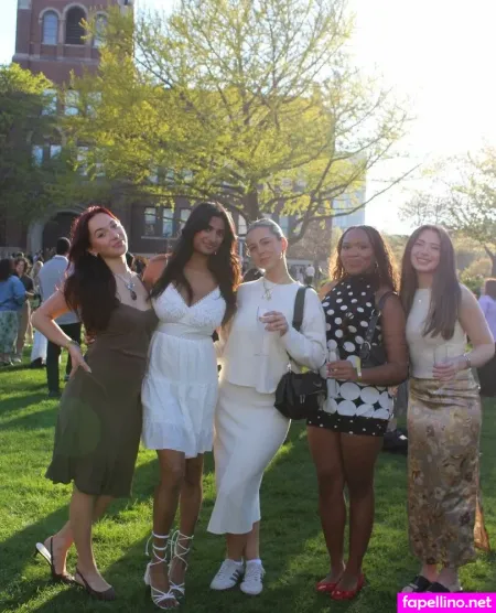 Sara Kolls OnlyFans Thumbnail #llPfpxzytq