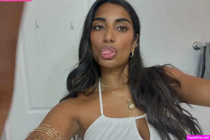 Sara Kolls OnlyFans Thumbnail #qCxCdcjMSV