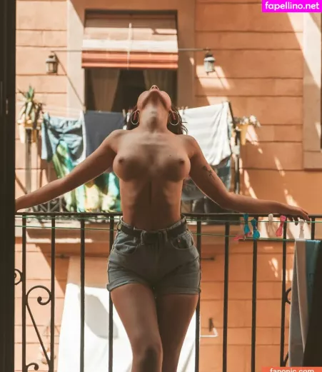 Sara Llamas OnlyFans Thumbnail #wNToJQXTH9