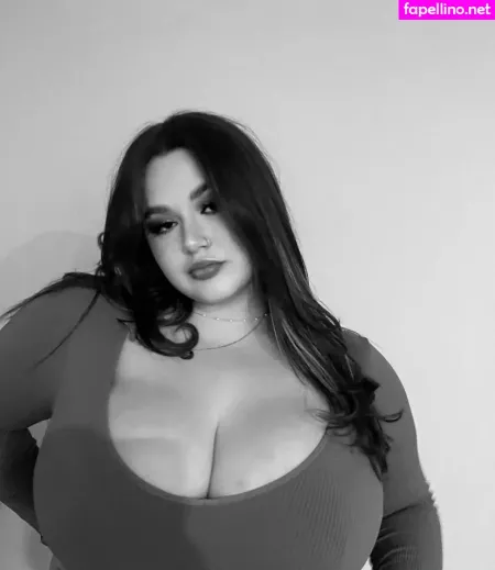 Sara M OnlyFans Thumbnail #abnb1piw6s