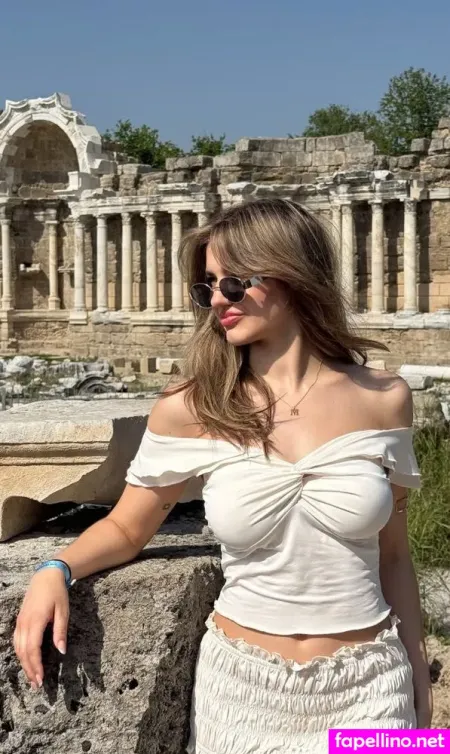 Sara Majorczyk OnlyFans Thumbnail #skFXuln33i