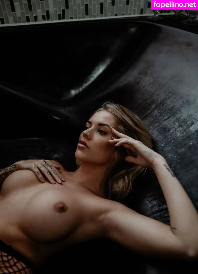 sara___mascara, sara__mascara, saramasscara Nude Leaked OnlyFans Photo #4bnhzSAALR