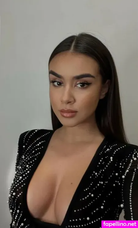 Sara Mendicino OnlyFans Thumbnail #LTTBmJgTEK