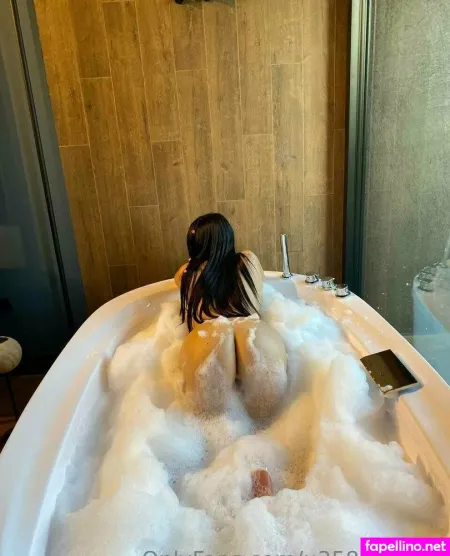 Sara Monte OnlyFans Thumbnail #8SVbYd83xc