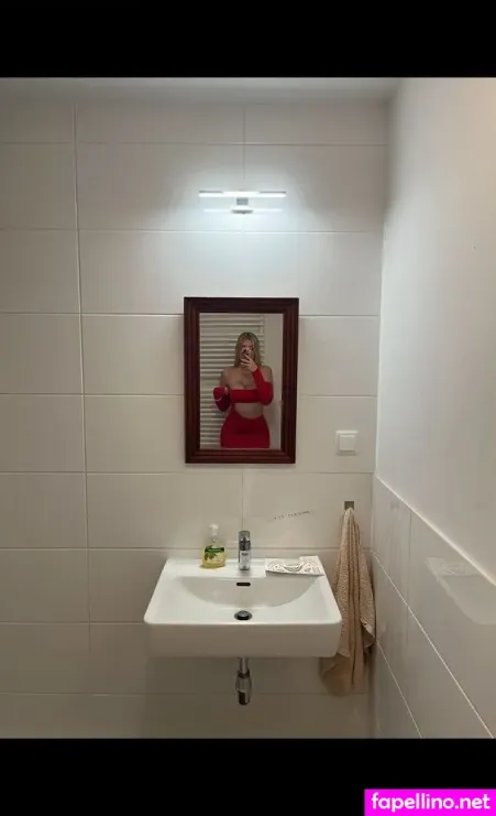 Sara Ncx OnlyFans Thumbnail #SCUHkkMZ87