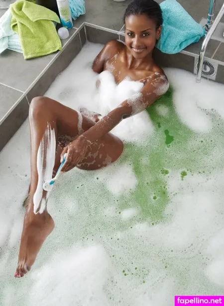 Sara Nuru OnlyFans Thumbnail #CvoRwSy28Z