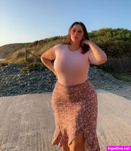 Sara Paris OnlyFans Thumbnail #GDzBmiWVuK