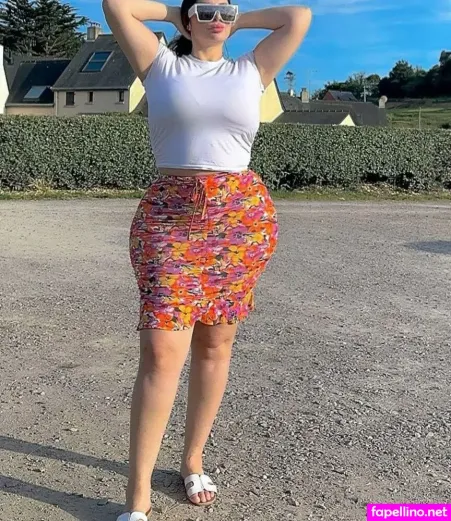 Sara Paris OnlyFans Thumbnail #GtTh6VDXP3