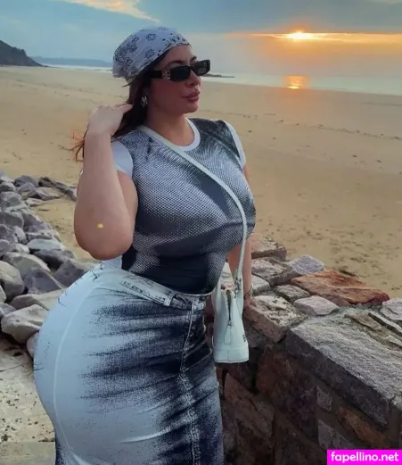 Sara Paris OnlyFans Thumbnail #IN4N7gBnqo