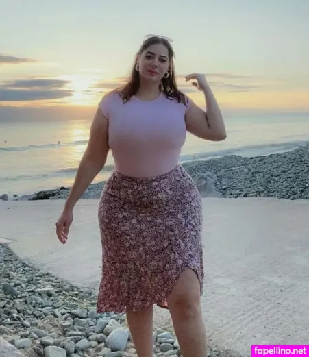 Sara Paris OnlyFans Thumbnail #IQ8vJXEB4V