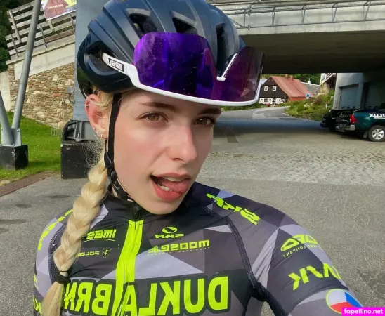 Sara Peterkova OnlyFans Thumbnail #NOkr3YKa1V