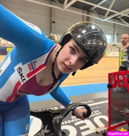 Sara Peterkova OnlyFans Thumbnail #Wjh5NkV7XF