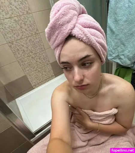 Sara Peterkova OnlyFans Thumbnail #yulmAeugqK